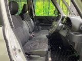 運転席シート廻りは使用感も少なく、良好な状態となっています。丁寧に使われていたことがよくわかりますね。