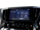 ★展示前点検実施★特殊な機材も用いて、前車点検を実施しております!
