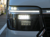 切れにくく明るい!LEDヘッドライト装備