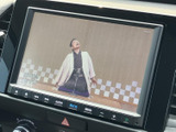 停車中には、地上デジタル放送を楽しめます。長距離移動の休憩時間に、番組をチェックするのもおすすめです。