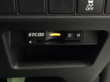 ETC車載器付。ETCが使用可能な道路通行料はキャッシュレスでスマートに走行できます。再セットアップして納車致します。