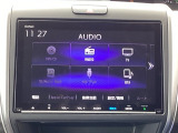 ドライブの必需品。見やすい・使いやすいHonda純正のメモリーナビを搭載しています。