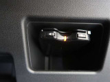 ETC車載器付きです。高速道路の料金所もスムーズに通過できます。
