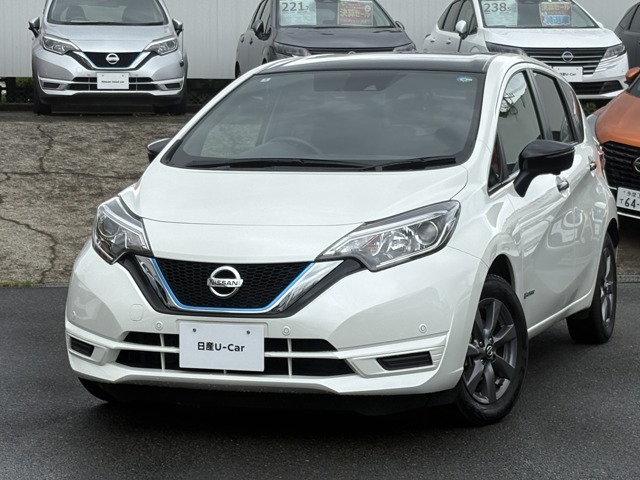 ノート 1.2 e-POWER X ブラックアロー