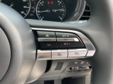 MRCC(マツダレーダークルーズコントロール)は先行車との車間を維持しながら追従走行を行い、長距離でのドライバー負担を軽減させてくれます。