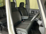 当車両は、次のお客様に気持ちよくお乗りいただくため、専門スタッフによる【徹底シートクリーニング】を施工済みです!