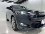 フォグランプ装着車です。暗い夜道の車両前方を明るく照らします