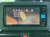 車内でのエンターテインメントに最適。停車中には、様々なコンテンツをお楽しみいただけます。長距離移動も快適に。