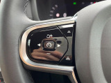 【全車速対応アダプティブクルーズコントロール】ミリ波レーダー+ステレオカメラ+赤外線により前方車輌を認識し、速度や車間距離を維持・調整。高速道路走行時や渋滞時にドライバーの負担を大幅に軽減します。