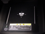 ★ワイヤレス充電器★対応している端末の充電が置くだけでスマートに充電できます