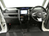 気になる汚れは「まるまるクリン」で解消! 当社の中古車はシートを外して隅々までキレイにクリーニングしてあります(但し、一部 高年式車両等は除きます)