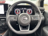 【プロパイロット】高速道路でお使い頂ける自動の運転技術です!アクセル・ブレーキ・ハンドルの操作を自動で判断し、車間距離や走行位置を保ちます!