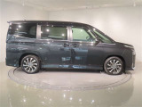 スーパーUVカット機能付(撥水機能付)UVカットフロントドアグリーンガラス&UVカット機能付プライバシーガラス(スライドドア・リヤクォーター・バックドア)