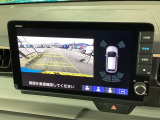便利な3ビュー切り替え、ガイド線表示付きのバックカメラです!後退時、後方の視界をサポートします!