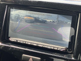後方の状況を把握しやすく、安全な駐車をサポート。狭い場所でも、スムーズな機動が可能です。駐車時の不安を軽減します。