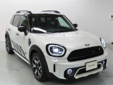 フロントフェイスはMINIアイコンとして永らく愛されるデザイン性の良さと、ブランドの魅力を感じる事ができます。