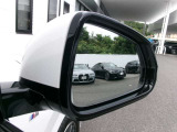 車線変更の注意表示も装備しておりますので安心してドライビングを楽しむことができます!