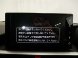 ディスプレイオーディオを装備。スマホとクルマをつなぐことで、これまでのナビに加えて、いろんなサービスが楽しめます。