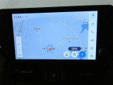 【ディスプレイオーディオナビ&フルセグTV】フルセグTVチューナー装備☆タッチパネルで目的地セットも簡単です。※CD&DVD再生機能は搭載されておりません。