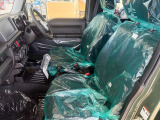 運転席・助手席シート廻りは使用感も少なく、良好な状態となっています。丁寧に使われていたことがよくわかりますね。