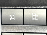 【両側パワースライドドア】スマートキーや運転席のスイッチで後席両側スライドドアの開閉が可能♪電動だから力を入れてドアを開ける必要が無く、小さなお子様でも簡単に開け閉めでき快適です♪