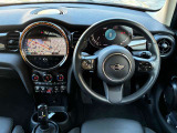★お車のお見積りと合わせましてMINI自動車保険のお見積もご用意できます。MINIオーナー様へ向けたMINIディーラーだけの特典がございますMINI自動車保険につきましてもお気軽にご相談下さい。