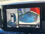 アラウンドビューモニター装備。前後左右4つのカメラから解析した、まるで上から車を見たような画像が映し出され、車の死角や駐車場の線も確認ができるようになります。日産の先進装備の1つです。
