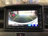 【バックカメラ】駐車時に安心のバックカメラが装備されています!