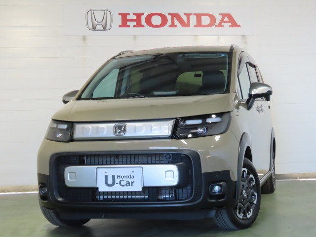 フリード  1.5 クロスター 4WD
