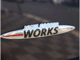 もちろん、自動車保険のお取り扱いも御座います。保険専任のスタッフも在籍しておりますのでお気軽にご相談下さい。