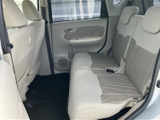 後席からの眺めも良好。会話も弾み、楽しいカーライフを演出します。