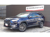 RAV4は、力強いSUVらしいデザインと優れた実用性を兼ね備えた人気モデルです。街乗りからアウトドアまで幅広いシーンに対応できる高い走破性が魅力で、キャンプやレジャーを楽しむ方にもおすすめです。
