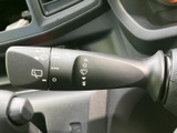 様々な情報を表示できるモニターが搭載されています。車両の状態や設定などを確認でき、より安全で快適なドライブをサポートします。