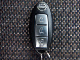 『インテリジェントキ-』機械的な鍵を使用せずに車両のドアの施錠/解錠、エンジン始動が可能なシステムです!