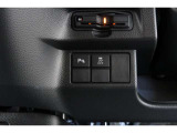 【横滑り防止装置】ドライバーの安全運転をアシストしてくれる装備が充実しています☆ドライバーの不安を安心へと変えてくれますね。