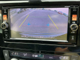バックモニター付きで、夜道の車庫入れも安心してできます。