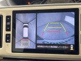 【 全方位カメラ 】上から見下ろしたように駐車が可能です。安心して縦列駐車も可能です♪