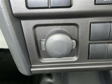シガーソケット用の充電器が使用可能です!