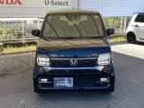 お客様に安全で快適なカーライフをお送りいただくために、中古車にも高いレベルの品質基準を設け、その基準に従って、全ての中古車について納車前整備を実施しています。