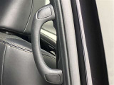 トヨタ認定中古車対象車になっております☆まるまるクリン施工・車両検査証明書が付いております☆トヨタ認定検査員が厳しく検査☆修復暦はもちろん、わずかなキズも正しくお伝えしております☆