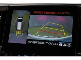パノラミックビューモニターでクルマの周囲の確認が出来て安心です。