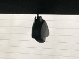 後方にもドライブレコーダーのカメラが付いています。前後両方でお車の周りを監視・記録いたします。
