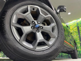 【純正17インチアルミホイール】外観にマッチした純正アルミホイールを装着しております。各種社外アルミホイールや、スタッドレスタイヤも取扱いしております。是非ご相談ください♪
