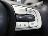 ◆アダプティブクルーズコントロール◆予め設定した車速内でクルマが自動的に加減速。前走車との適切な車間距離を維持しながら追従走行します。【LKAS】車線維持支援システムでステアリング操作を支援。