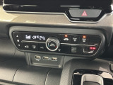 フロント両席にはシートヒーターが付いています!寒い日に便利な装備ですね。