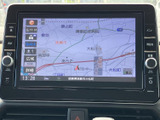 高精細な地図表示で、目的地までスムーズに案内。運転に集中しながら、安心してドライブを楽しめます。