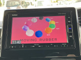 停車中にTVやDVDを楽しめるので、待ち時間も快適に過ごせます。家族や友人と一緒に、楽しい時間を過ごせる機能です。