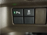 ◆パーキングセンサー◆車庫入れの時などに近くに障害物がある場合、障害物までの距離を音で知らせてくれます。