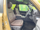 運転席シート廻りは使用感も少なく、良好な状態となっています。丁寧に使われていたことがよくわかりますね。