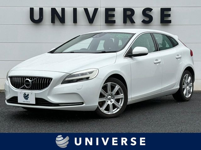 V40 D4 インスクリプション